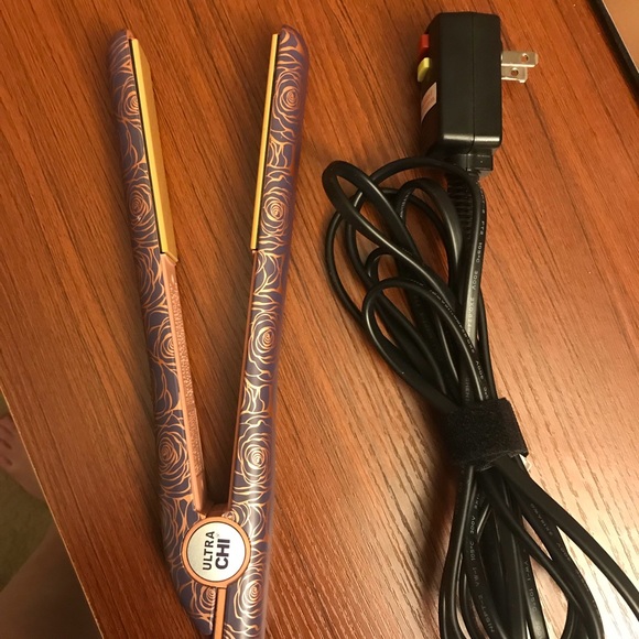 CHI Tourmaline Ceramic Flat Iron - Picture 2 of 7